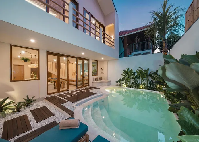 Azura Villa