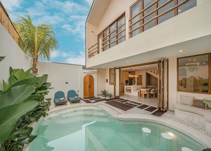 Villa Azura